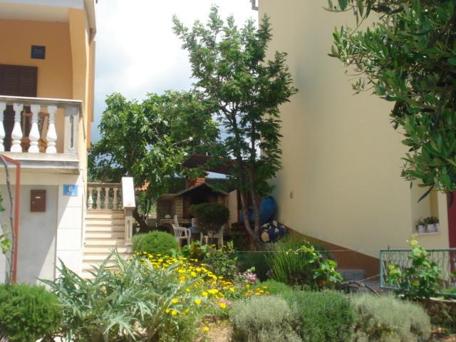 Apartments Zdenka Rogoznica  Exterior photo